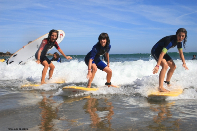  Surfermädchen 